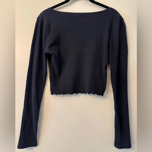 PacSun Black Ribbed Crop - Picture 2 of 4